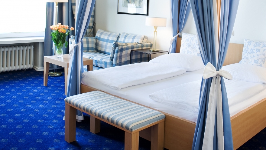 Himmelbett im Premium-Doppelzimmer im Stammhaus Himmelbett Premium Doppelzimmer in Hamburg